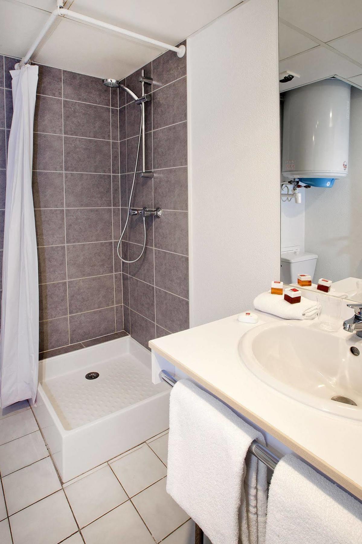 Sejours & Affaires La Rochelle Les Minimes Apart otel Dış mekan fotoğraf